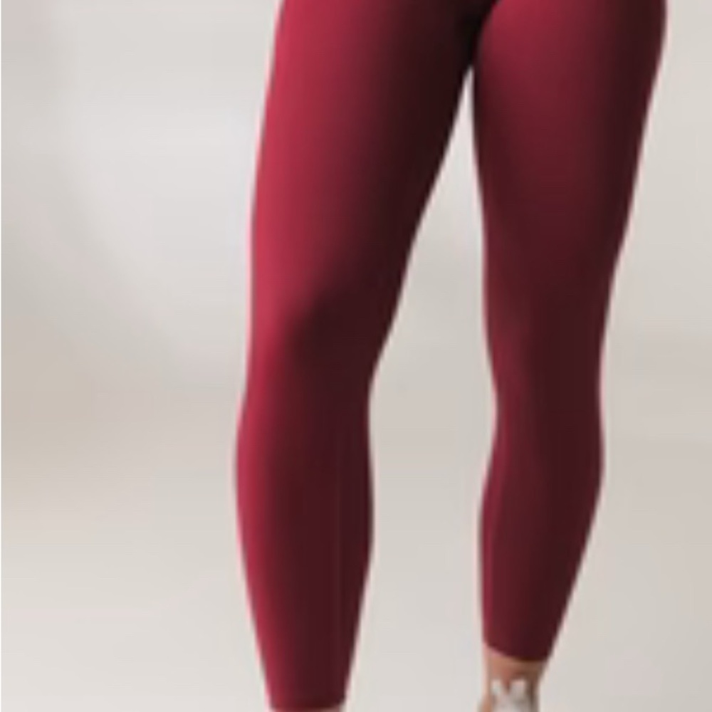 Women's Burgundy Leggings